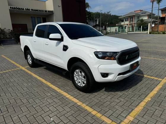 FORD RANGER 2.2 XLS 4X2 CD 16V DIESEL 4P AUTOMÁTICO